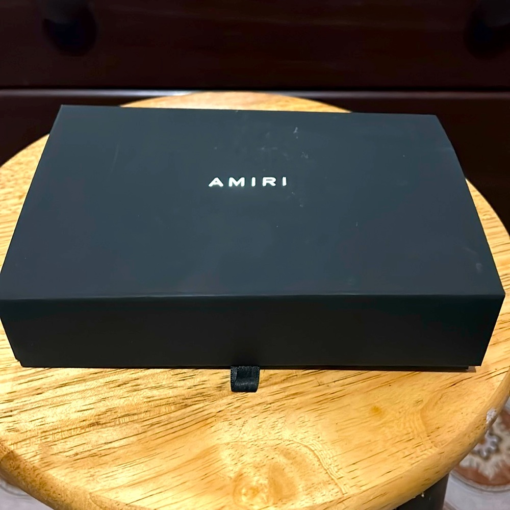Amiri belt